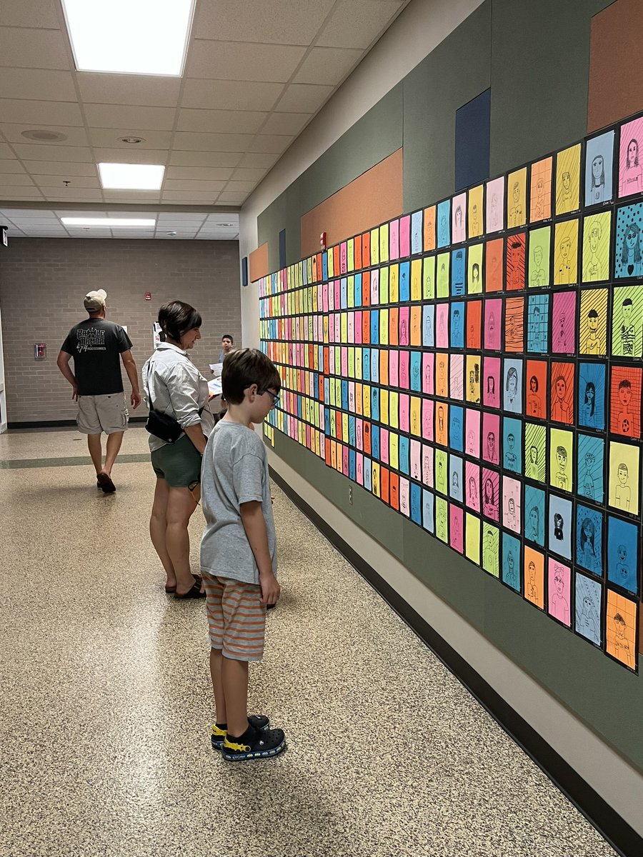 We had “THE BEST” time during pur Wolf Pack Family Night.  Familes visited classrooms, connected with members of the community, and participated in several learning activities. <a href="/olatheschools/">Olathe Public Schools</a> #OPSmaketodaycount