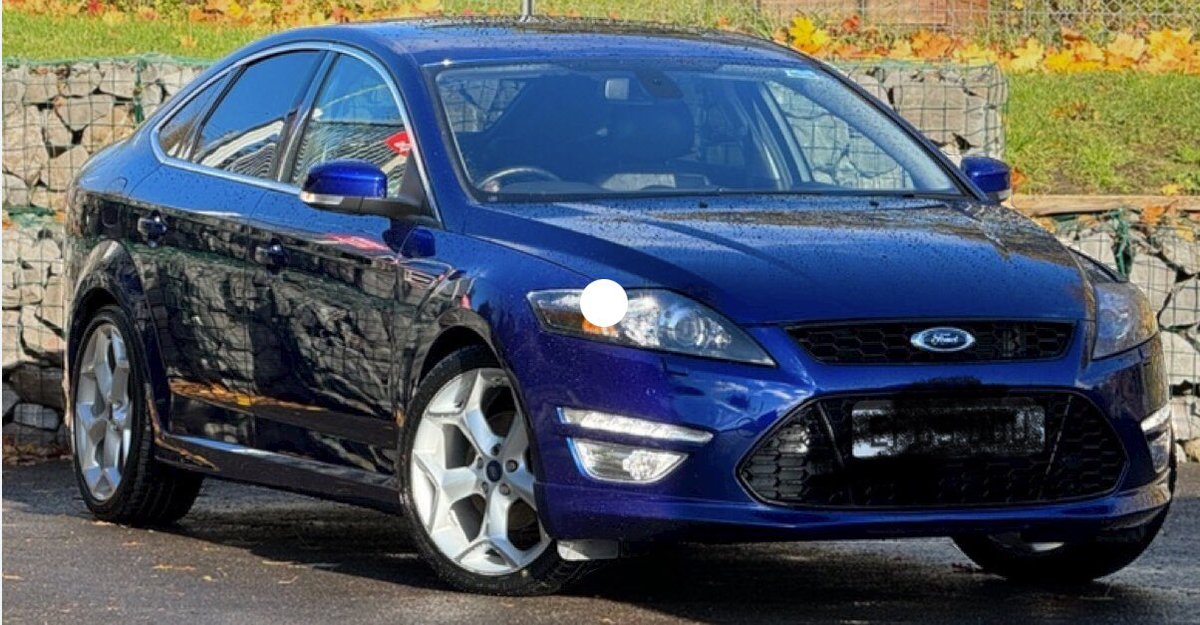 I know this is a long shot, my car identical to this one was stolen from outside the house last night in Hertfordshire.
Inside were all my knives, equipment, passport, recipes, lots of work stuff. 

The registration is EF63 UPL

PLEASE SHARE