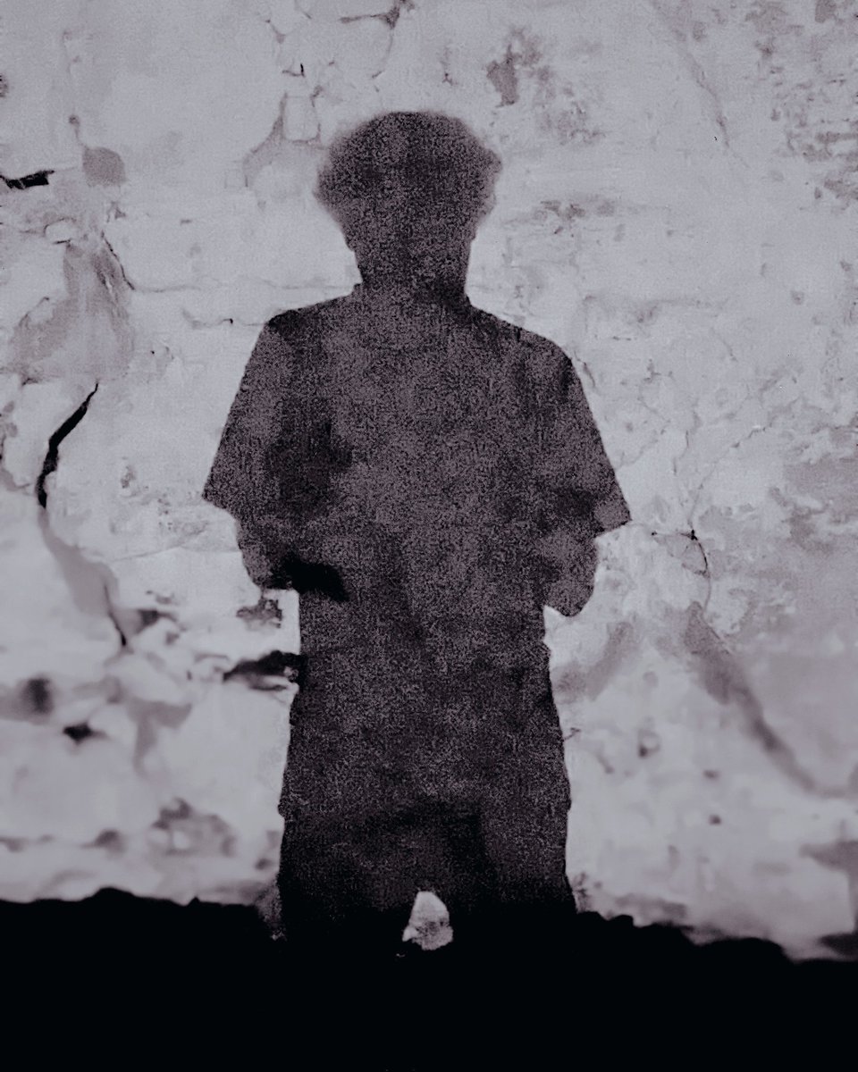 Toggenl's tweet photo. Just a shadow of a man. https://t.co/gdGdkRMDRi