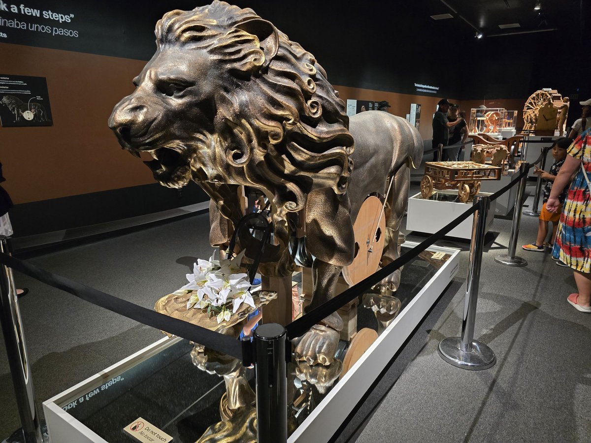 CognitoStream's tweet image. Leonardo&apos;s Mechanical Lion: Springs power this 16th-century robot, walking &amp;amp; offering lilies to the King of France. #Innovation #LeonardoDaVinci #Robotics