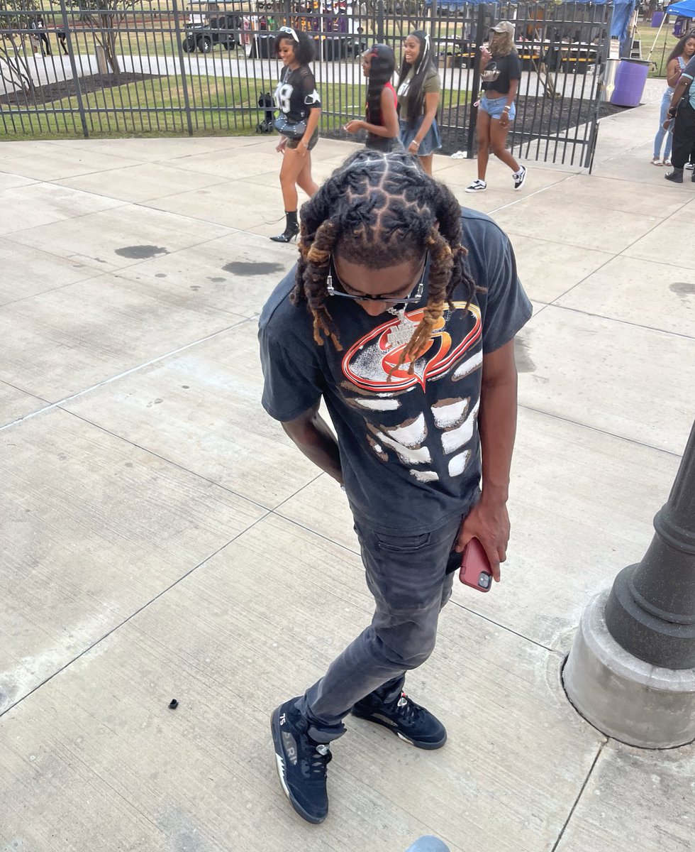 iamkhaimon's tweet image. $elf explanatory 🧼.. #protectyoursoul