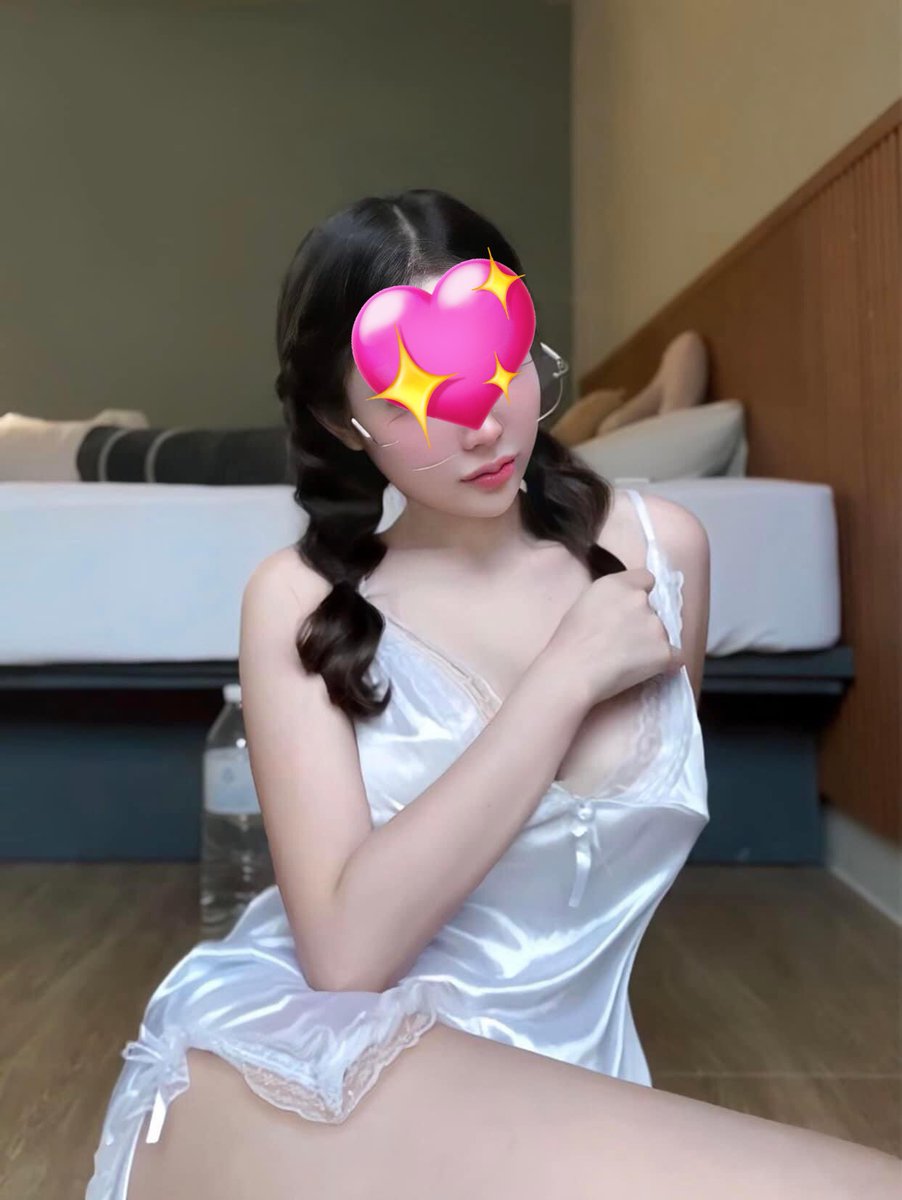 somruk764246's tweet photo. มีใครอยากมาหาหนูที่ห้องมั้ยคะ👅   อยากโดนเย๊ด 🐚  น้ำแตกคาปาก มาเลีย🐚 ให้หน่อยได้มั้ยคะ💦  https://t.co/MkjJfLC3DT https://t.co/U4xCxTRLEK