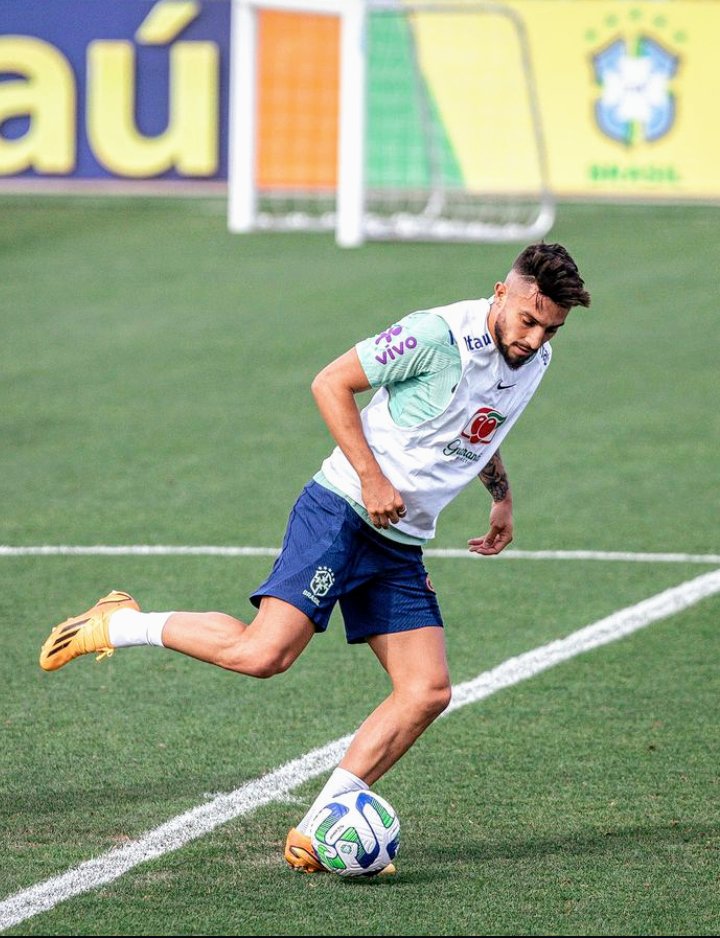 informaglorioso's tweet photo. ⚠️ | Botafogo fechou a contratação de Alex Telles, lateral-esquerdo, de 31 anos.

Contrato de 2 anos e meio.

🗞️ | @FabrizioRomano https://t.co/plxKLcShBp