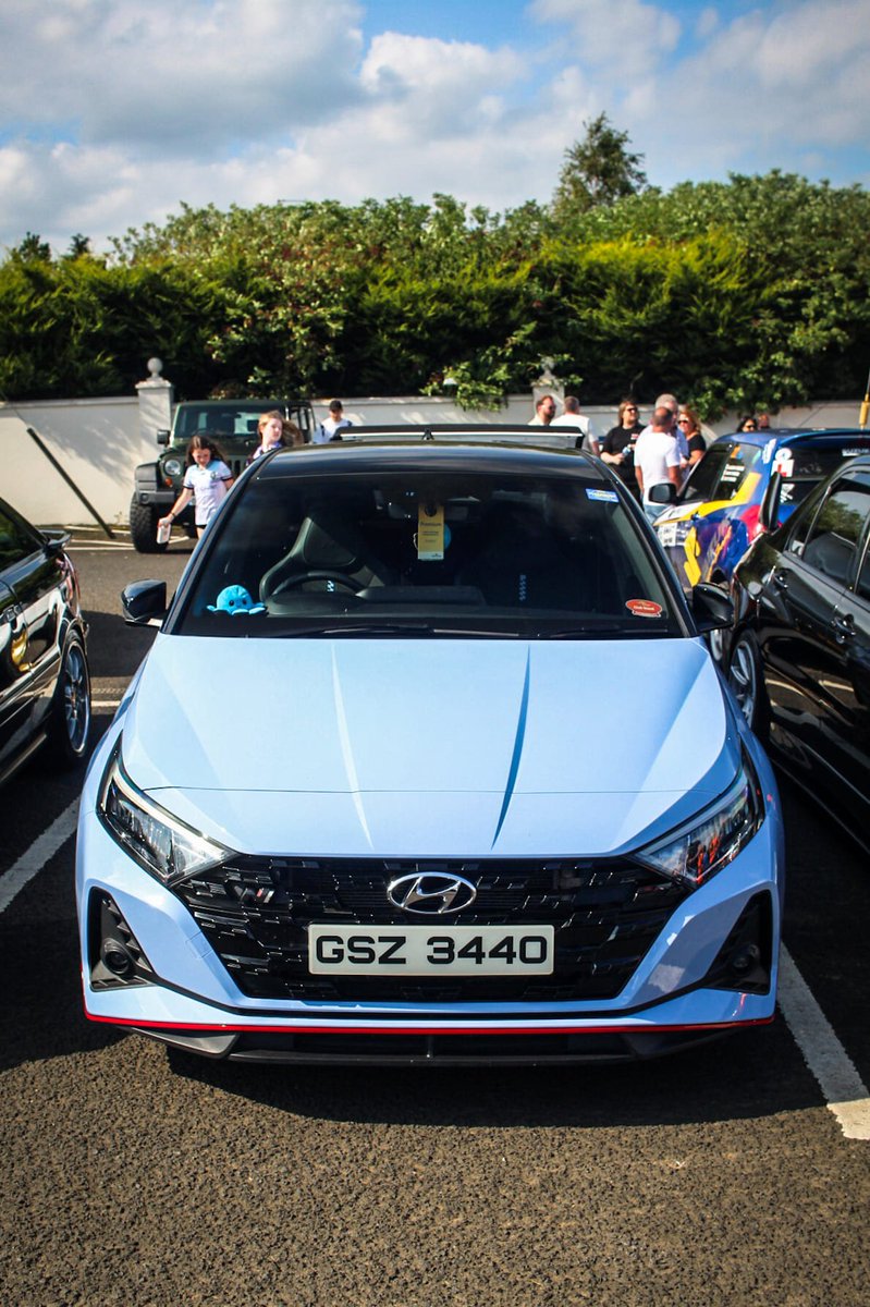 RedBSierra's tweet image. cool shot @Sam_M_Design