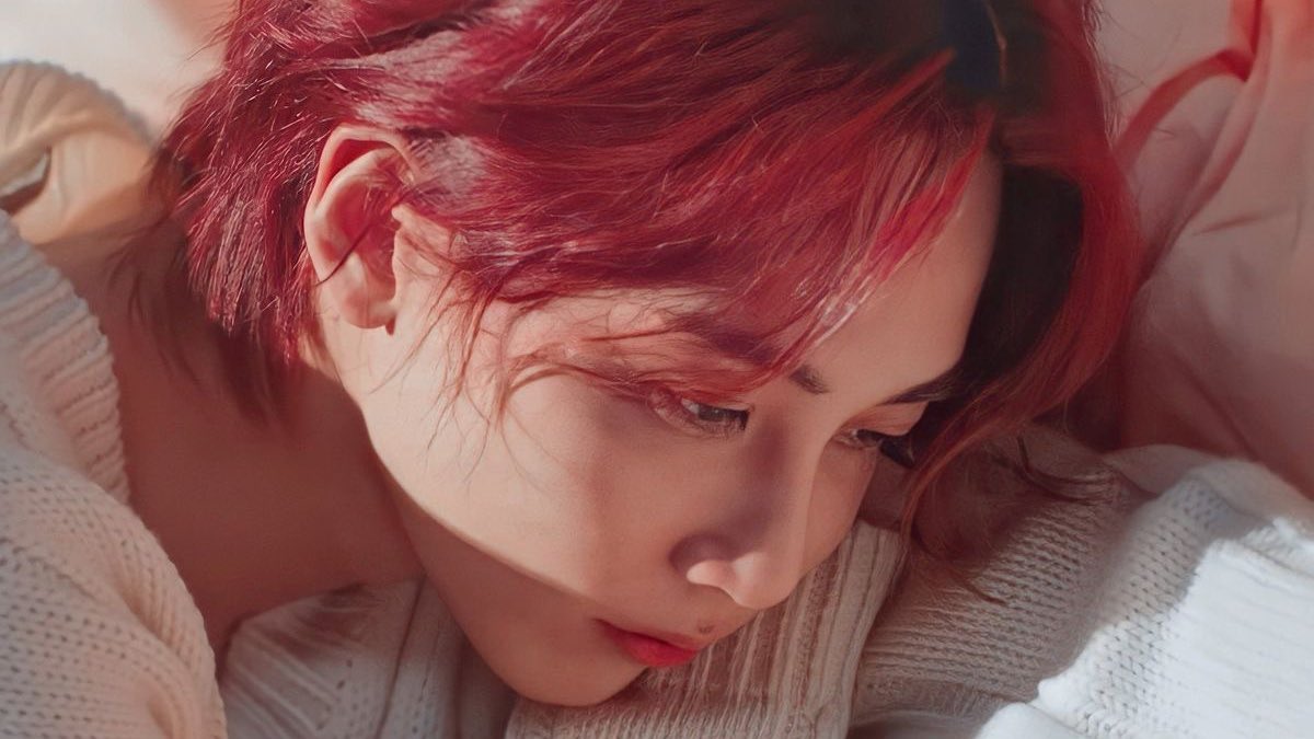 jeonghan red hair, save me 🫠