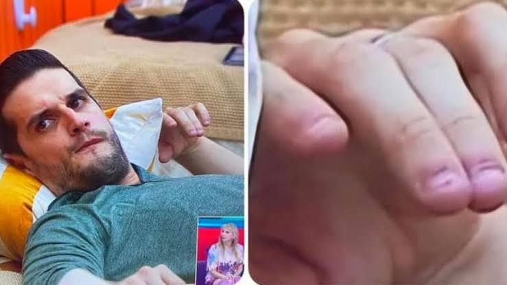 No sólo se trata de que Arath no se vaya, se trata de quitarle visibilidad a un agresor...

Nos vamos con Arath
 #FueraAdrianMarcelo #LaCasaDelosFamososMX
#LaCasaDeLosFamososMexico 
#LCDFMX2 #LCDLFMX