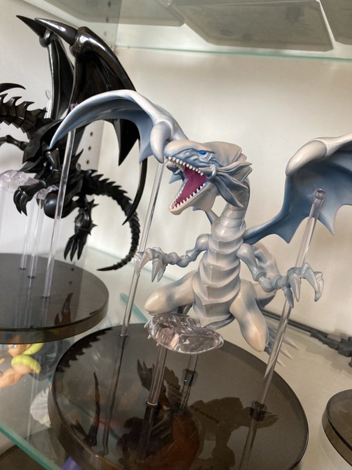 このシリーズ一個あたり1400円程度で手に入ってクォリティ高いのでもっと続いて 