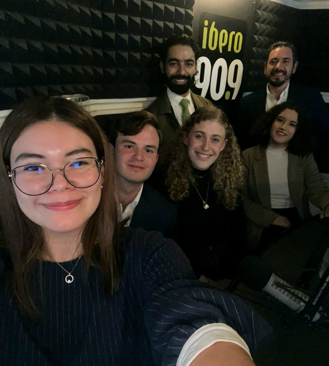 JesusCoronado13's tweet photo. Hoy en #Turing🎧 nos acompañaron estudiantes de @ibero_derecho @corsa_derecho para compartir su posicionamiento frente a la #ReformaAlPoderJudicial 

Indispensable conocer los alcances, repercusiones y problemáticas. Un gran orgullo ver el entusiasmo del estudiantado. ¡Sigan así! https://t.co/uTc1WWiDN2