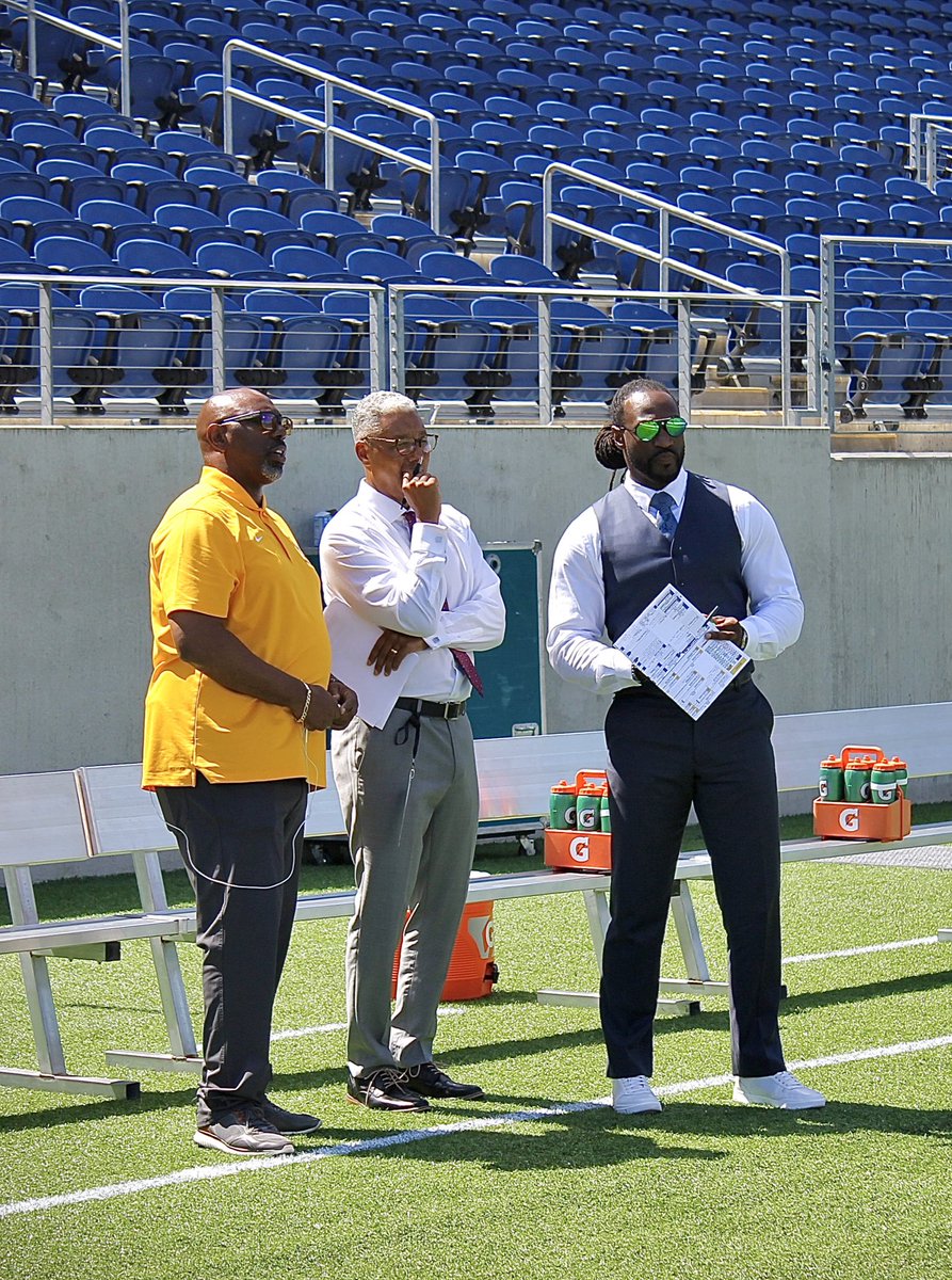 Benedict College Football Film 💜💛🎥 tweet media