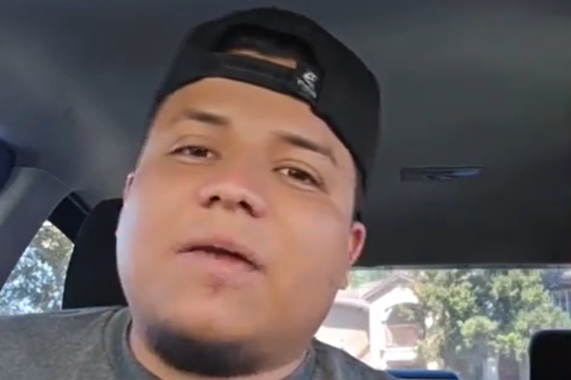 Emigró para trabajar, ahorrar plata y comprar un terreno en su país, pero antes de volver sus papás le confesaron algo desgarrador maduradas.com/emigro-trabaja…