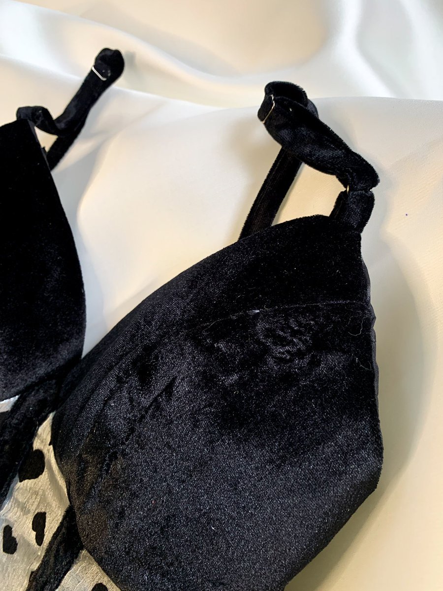 Dresses🖤 <a href="/mowati_ng/">MOWATI</a>