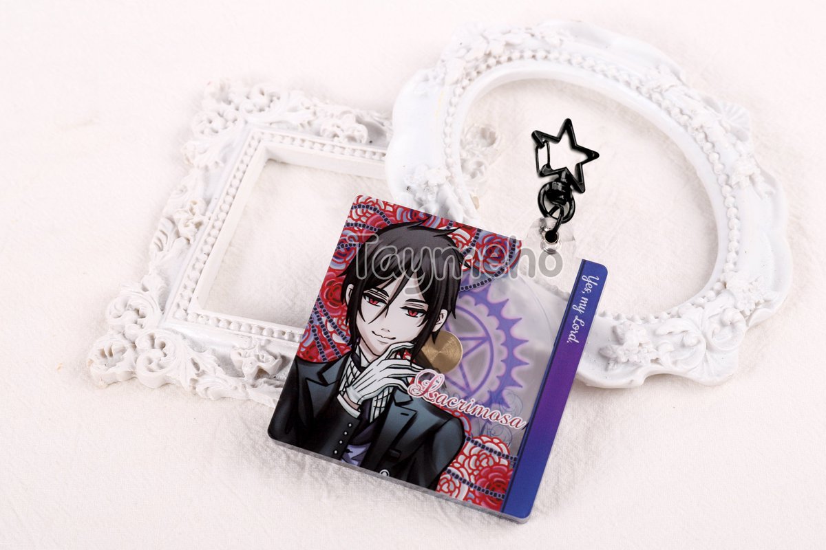 Taymeho's tweet photo. MY BLACK BUTLER CD KEYCHAINS ARE HERE AND READY FOR SALE!!! FINALLY!!!👀They open up and spin!
https://t.co/QRI1nG7Joj

#BlackButler #Kuroshitsuji #CielPhantomhive #SebastianMichaelis #Anime #Manga #Fanart #SebaCiel #Etsy #Keychain #CDKeychain #Charm https://t.co/HFsSuS2Yov