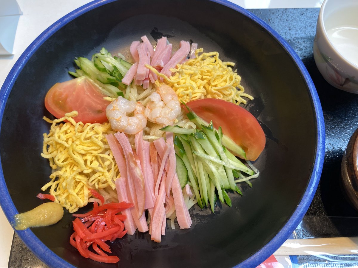 ko_i_yu_mi's tweet photo. 遅い昼食…
今年は冷やし中華の季節が
長くなりそうですね
#冷やし中華 #Crosscafe https://t.co/ve1iLljj0Q
