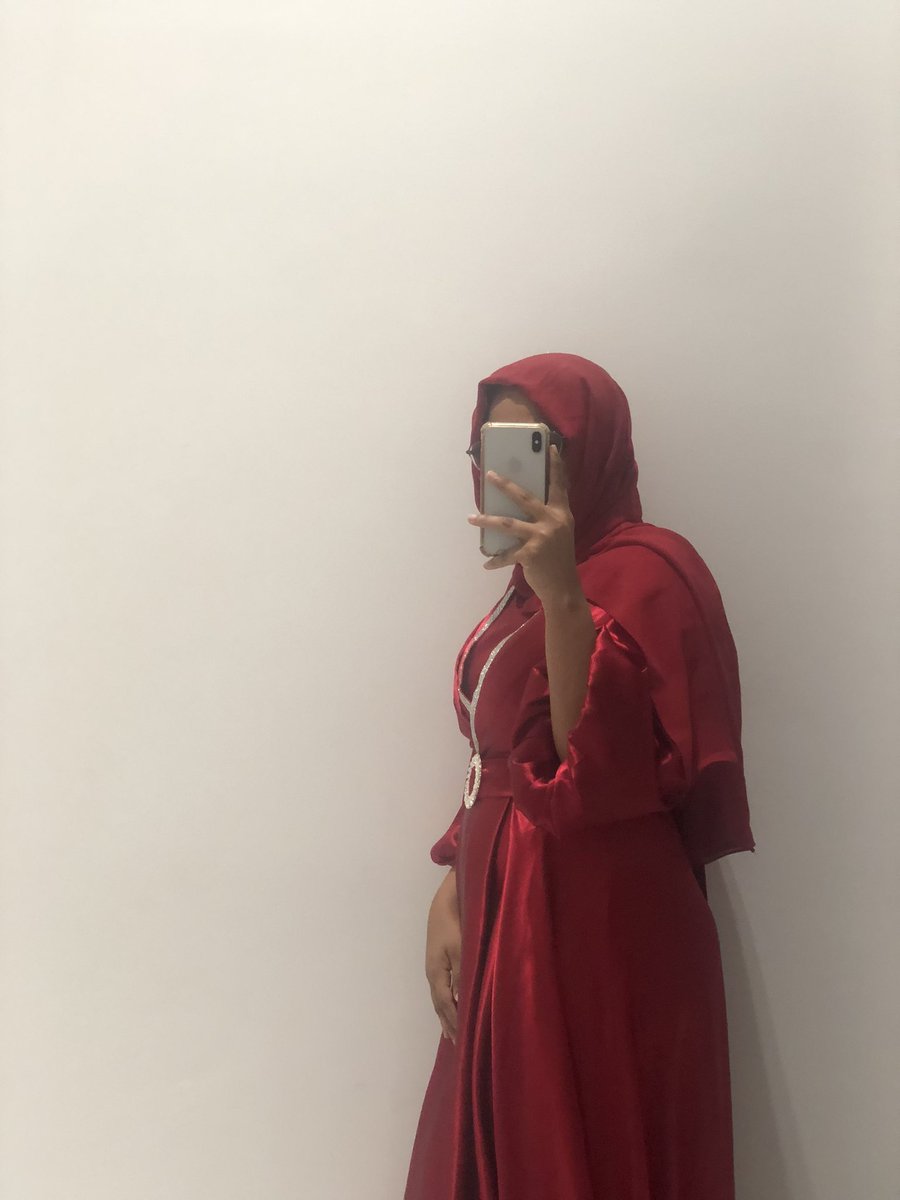 Dykan1_'s tweet photo. Cause loving him was Red♥️

#np Taylor Swift , Red. https://t.co/Z8cOFDNHSH