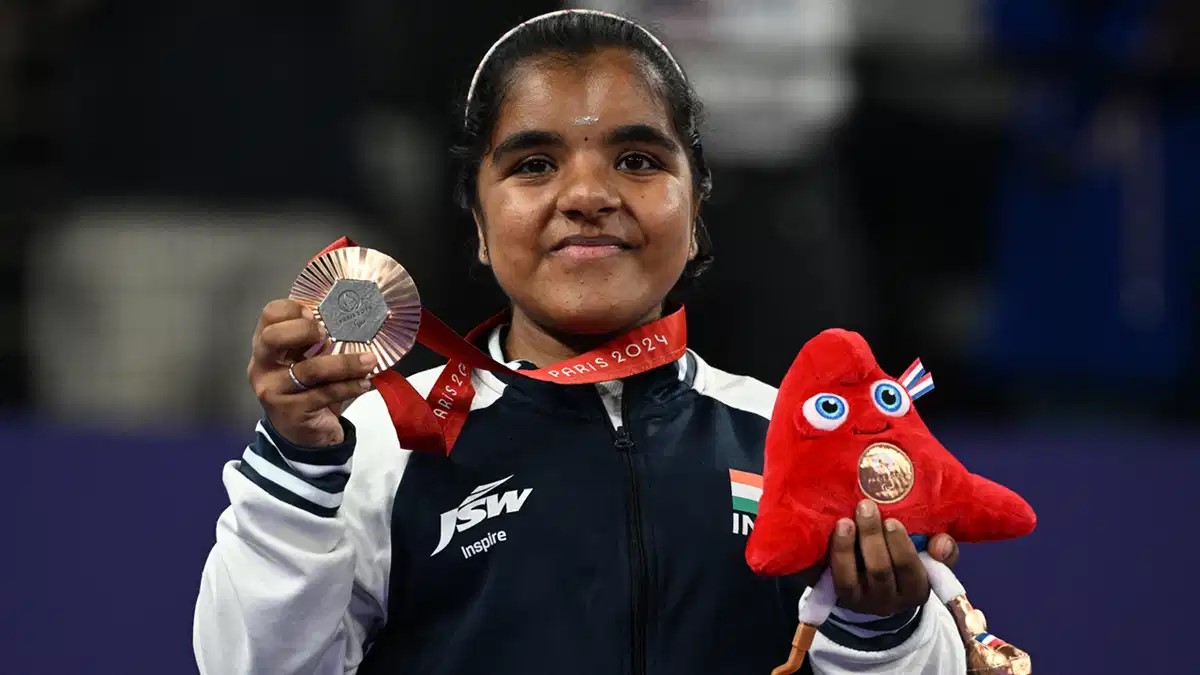 iamdmkrishna's tweet image. Well done, Nithya Sre Sivan, on winning Bronze in Women&apos;s Singles Badminton at the 2024 Summer Paralympics.

#MachaDhoom #Cheer4Bharat #Paris2024 #Paralympics #paralympics2024 #india #badminton