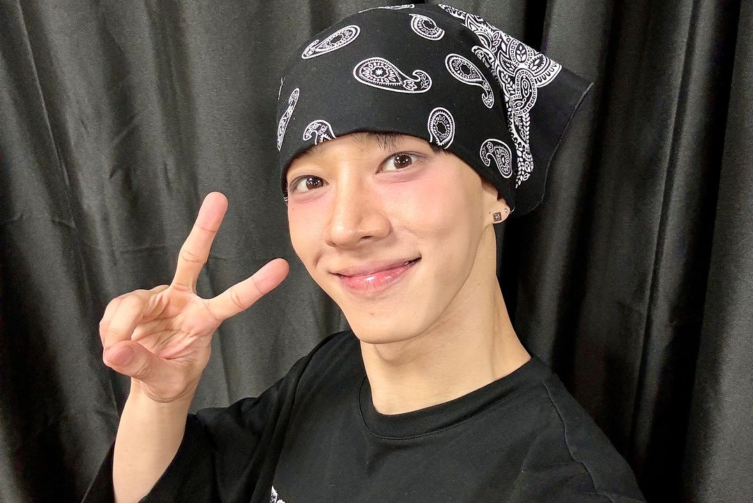 DailyGikwang's tweet photo. 240818 Geekstagram (1/2) ᙨ #GIKWANG #HIGHLIGHT #BEAST #이기광 #하이라이트 #비스트 [@Highlight_AUent]

[@900_330] https://t.co/H7GSSJZPRF