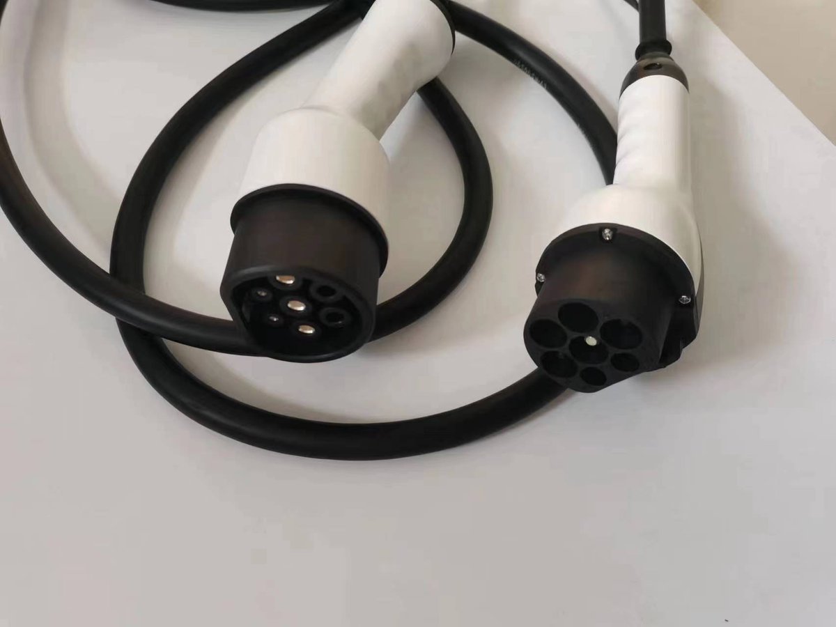 EV Charger adapter to charge e bike, electric motorcycle, EV Charger cable,  soft Silicone material ev charging plug cap, we are professional manufacturer of them.
contact us for more details: sales@cnevcharging.com
#evcharger #evcharging #evchargingcables #dustcap