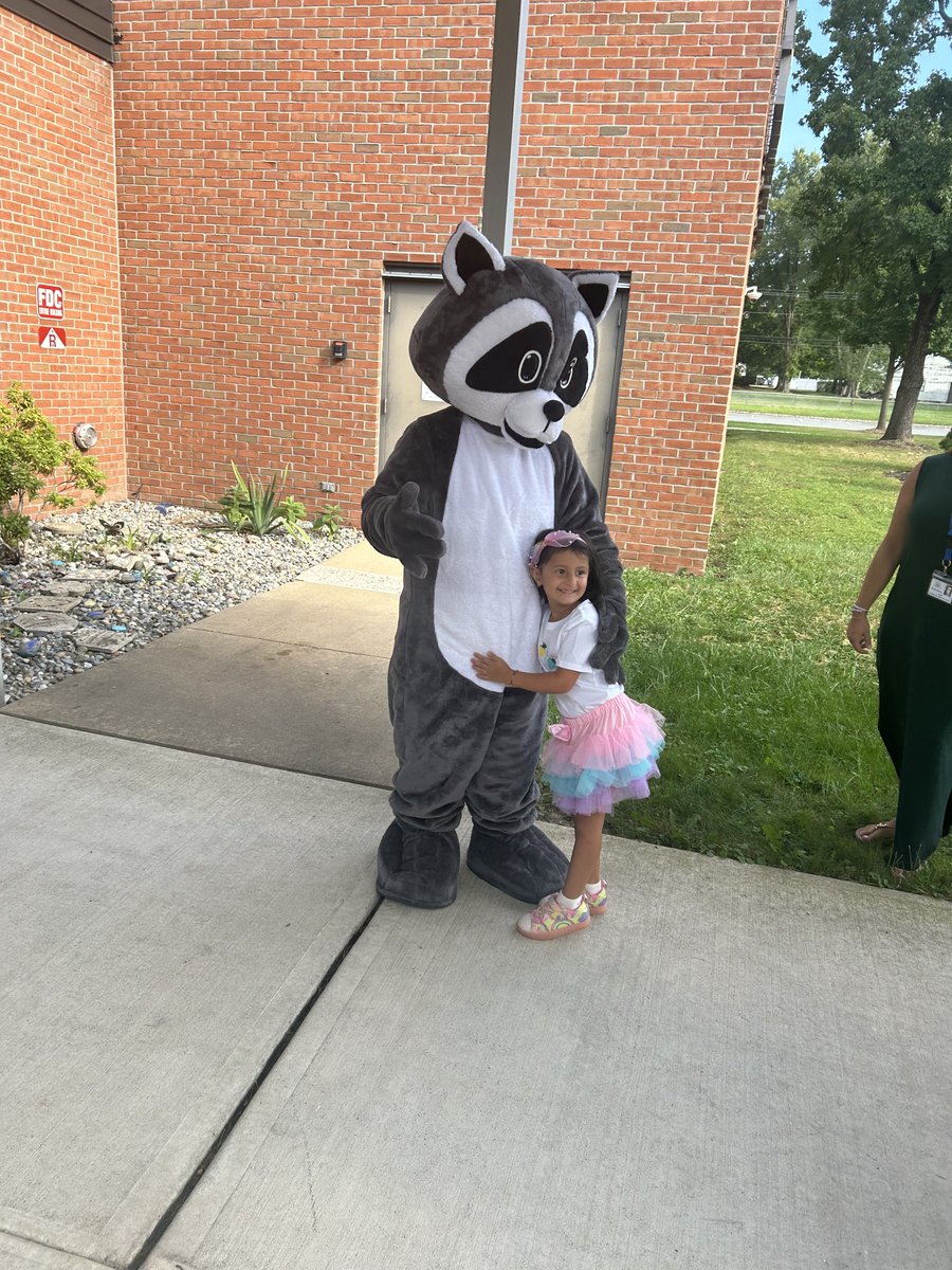 We welcomed our newest Raccoons at our Kindergarten, Preschool, and New Family Orientations! We are looking forward to seeing everyone again soon for the first day of school! <a href="/RobertHunterES/">Robert Hunter</a> <a href="/FlemRarSchools/">FlemRarSchools</a>