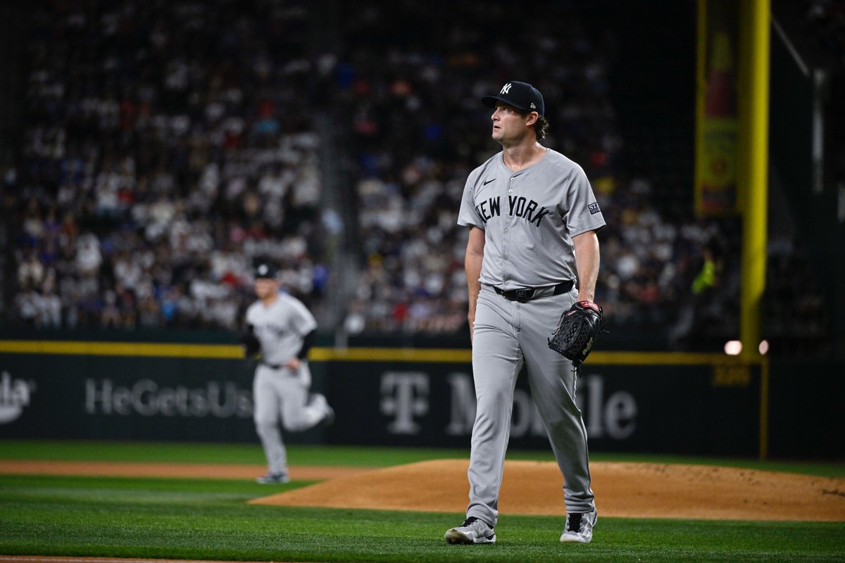 MLBONFOX's tweet photo. The Yankees announced that Gerrit Cole left tonight's game with a right calf cramp https://t.co/iCNjKOOdPn