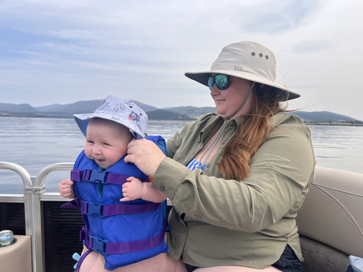 BrzozowskiRob's tweet image. Weekend for the books.