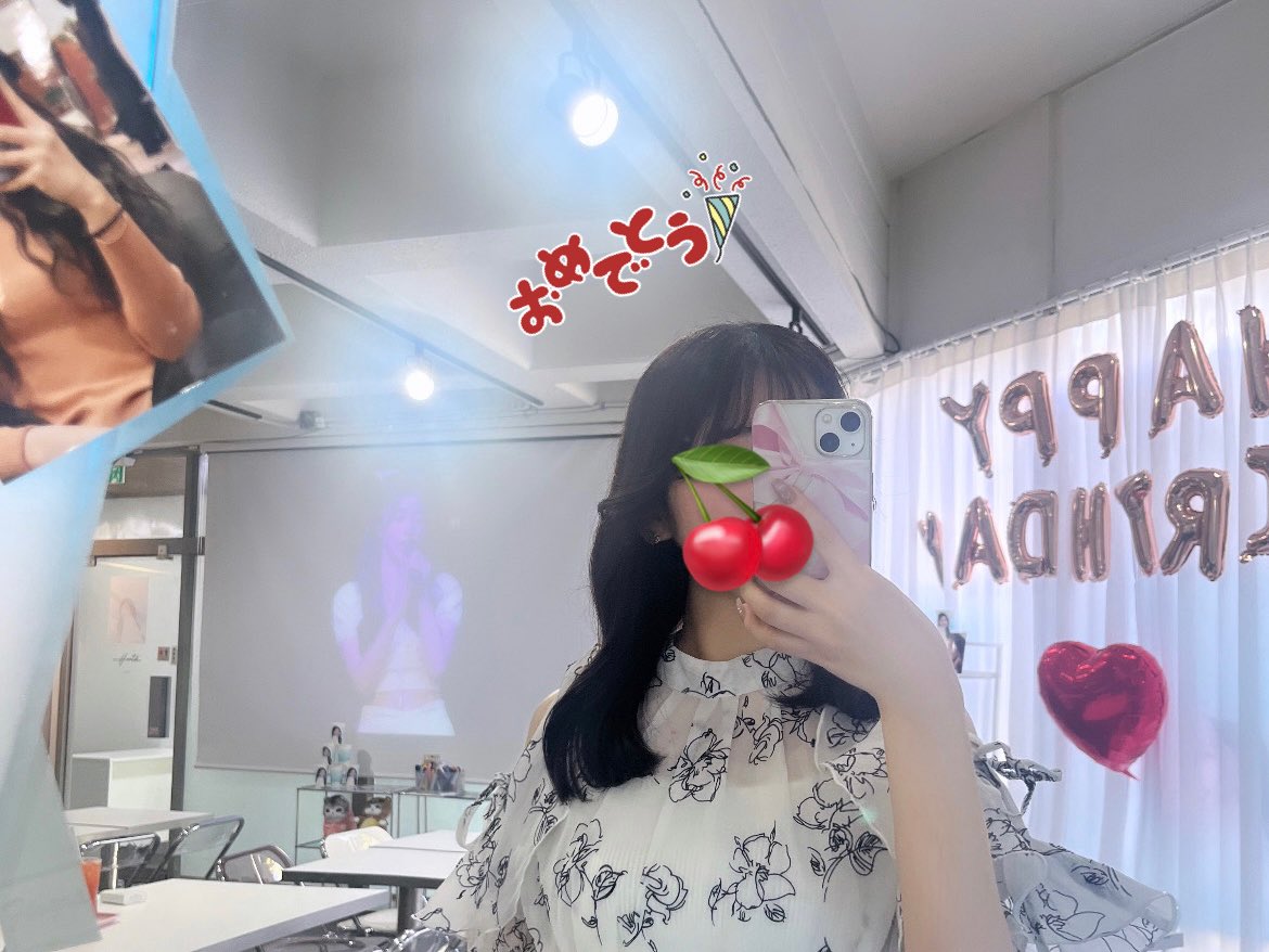 😽➰🩷 tweet media