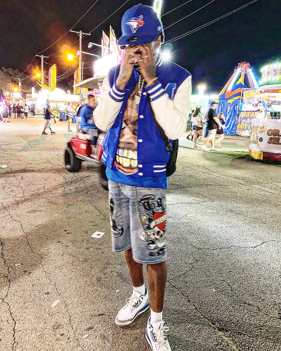 devonm_'s tweet image. i probably made that shìt look simple when EVERYBODY knew that shìt get HARD🌪️🦈