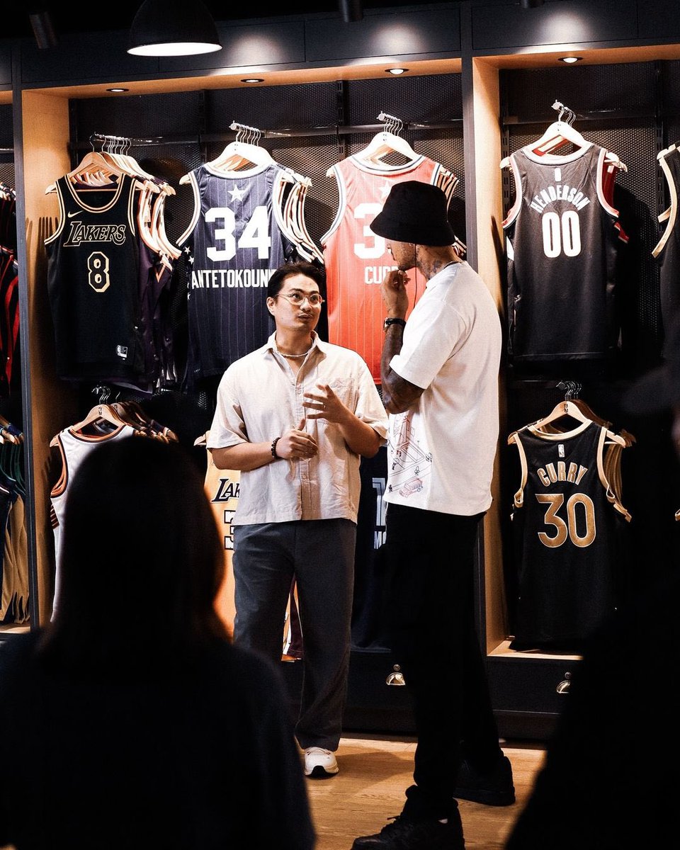 VMG ASIA tweet media