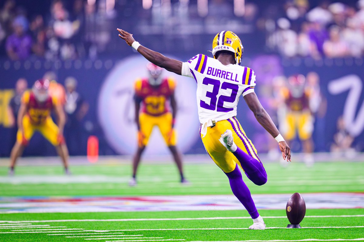 Aeron “Bigfoot” Burrell tweet media