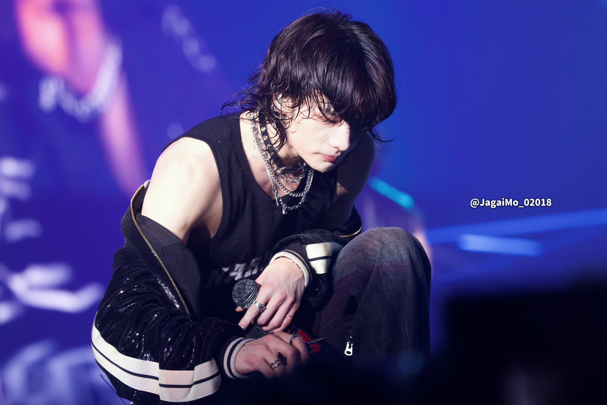 ヒョンジン 紫 ?media_id=3232909736242785301