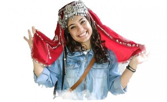 "Öğretmen oldum ben." diyerek göreve başladığı Batman'da, 22 yaşında şehit edilen Şenay Aybüke Yalçın'ı unutmayın.

Ad günün kutlu olsun Şehidim!