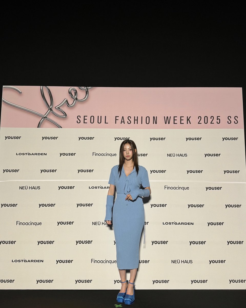 wjsnglobal's tweet photo. 240903 여름 인스타
https://t.co/jSNJruiJdD
#우주소녀 #WJSN #여름 #YEOREUM #서울패션위크 #YOUSER #SEOULFASHIONWEEK2025SS https://t.co/Rc3Jm5Hw0e