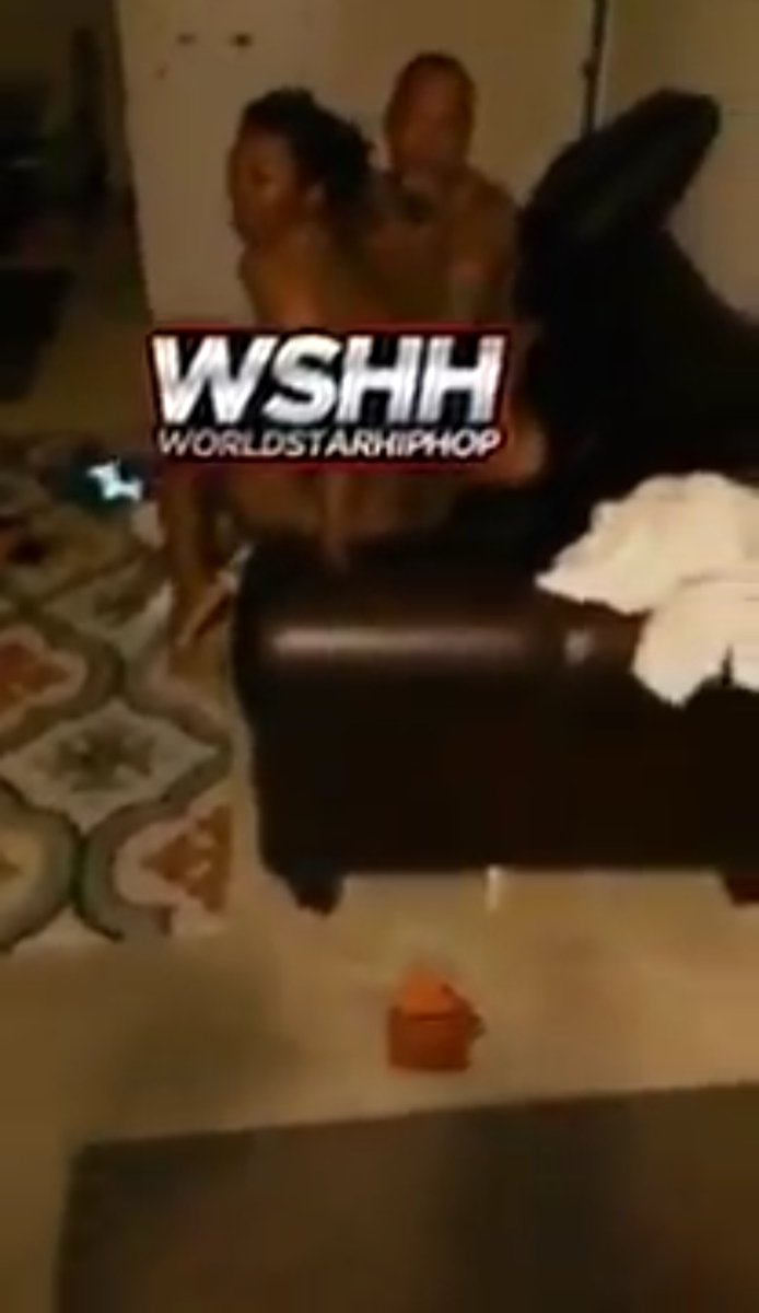 menscoach1's tweet photo. He caught his wife cheating and he calmly asked for a divorce &amp; even apologized for disturbing them but you can hear the hurt in his voice ( Full video in thread below)

Here are Darkest Female Secrets that NO woman wants you to know!

-Dark Female Psychology Thread- https://t.co/iwR0gKlxiK