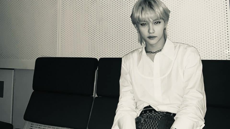 aveengrs's tweet image. 𝙰sí como lo suponen ♡ el más trastornado ( o sea yo ) esta siendo el encargado de la musica para el quehacer de la casa y obvio #auto𐚁māt𝑖c es el top de la 𝚙𝑙aylist ★💭 𝚙or lo menos unas veinte veces si la puse y o escuche ninguna queja.

ㅤ𝕚𝖗on𝙼an誰想♡︎📀 𝚗a𝖗c𝕚s