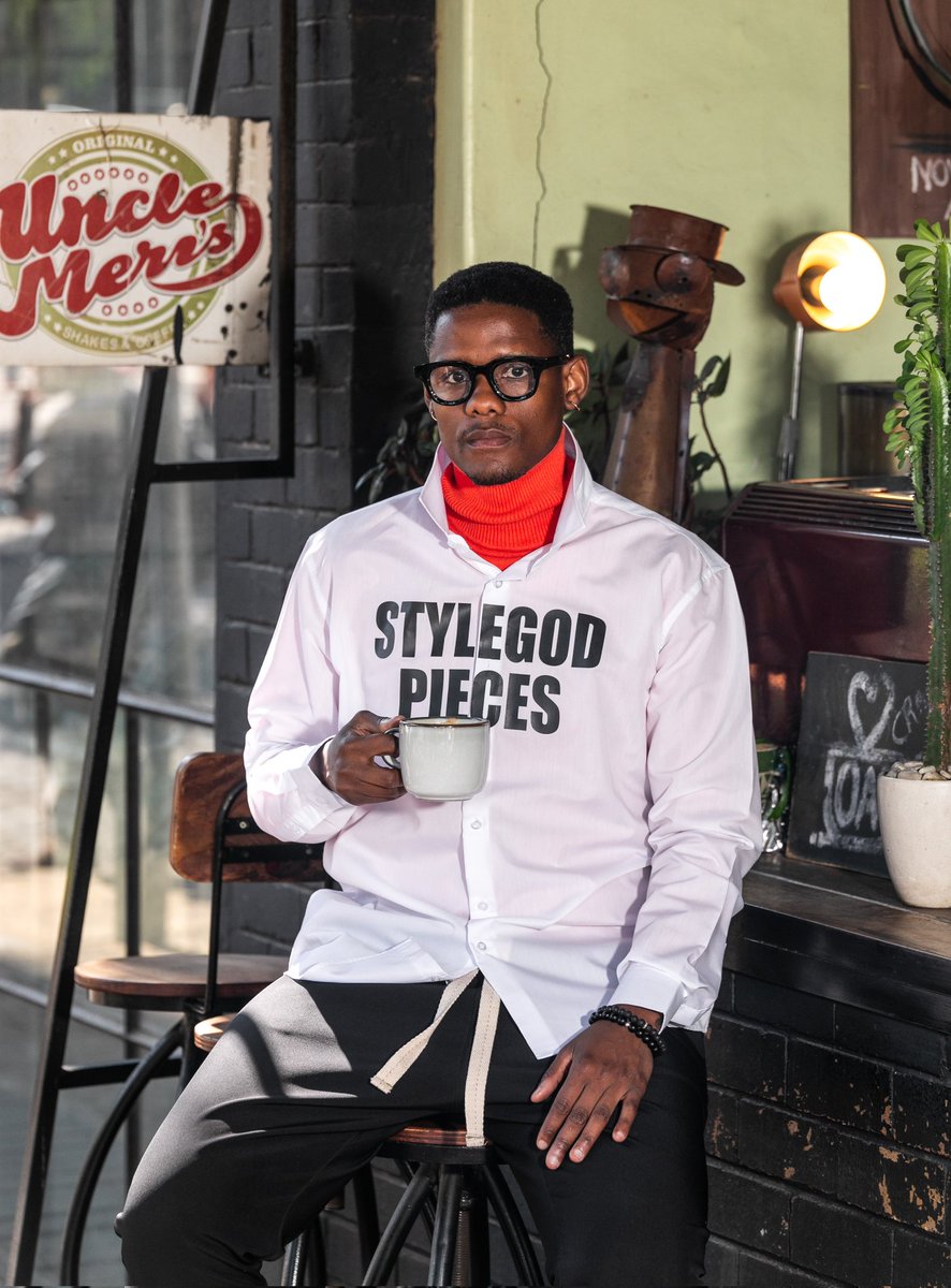 Hit like if you feel sorry for him Samthing Soweto