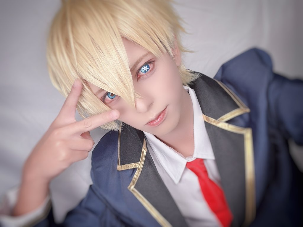 A10_ayato's tweet photo. 明日（9/4）の19:00からYouTubeで動画公開します！推しの子のアクアのコスプレをしてGEMNの「ファタール」を歌ってみました！
サボりすぎてしまった、、、。

#推しの子 
#星野アクア
#アクア
#GEMN
#ファタール
#コスプレ 
#cosplay 
#歌ってみた https://t.co/Rc1YDcPjUl