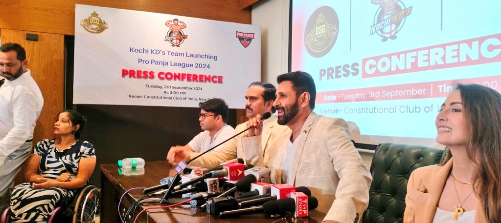 ccoi_1947's tweet photo. #CCIEvents Press Conference by @ProPanjaLeague held today.
@preetijhangiani @parvindabas @TheJohnAbraham #ProPanjaLeague https://t.co/aILhl1sqMX