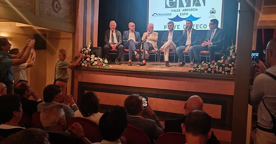CCIAARIVLIG's tweet photo. Grazie a tutte le aziende partecipanti, all'amministrazione, agli organizzatori, ai soggetti che hanno reso vivo l'evento
👉 #Expovallearroscia vi dà appuntamento all'edizione del 2025 💚
Comune di Pieve di Teco
@RegLiguria @ParcoAlpiLiguri @AnciLiguria @asRivLig @lamialiguria https://t.co/QfTF7hraXF