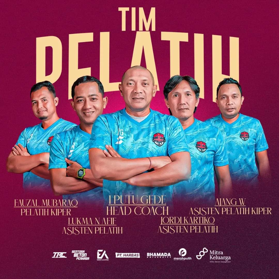 Para sosok di belakang layar yang siap meracik tim untuk performa terbaik. Muladkan coaches! 🔥🔥🔥

#persekat #tegal #laskarkigedesebayu #bantengloreng #muladkan