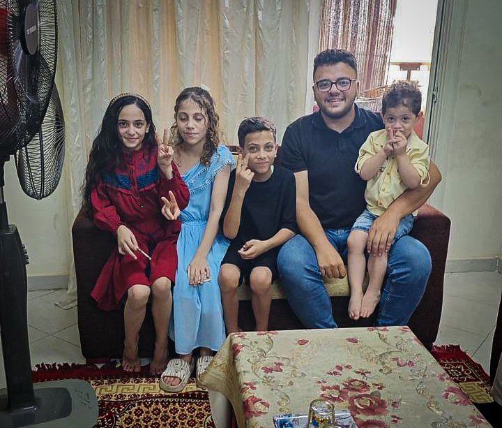 Savaş mağduru Gazze'li kardeşlerimize Mısır'da ziyarette bulunup, hasbihal ettik 🇵🇸