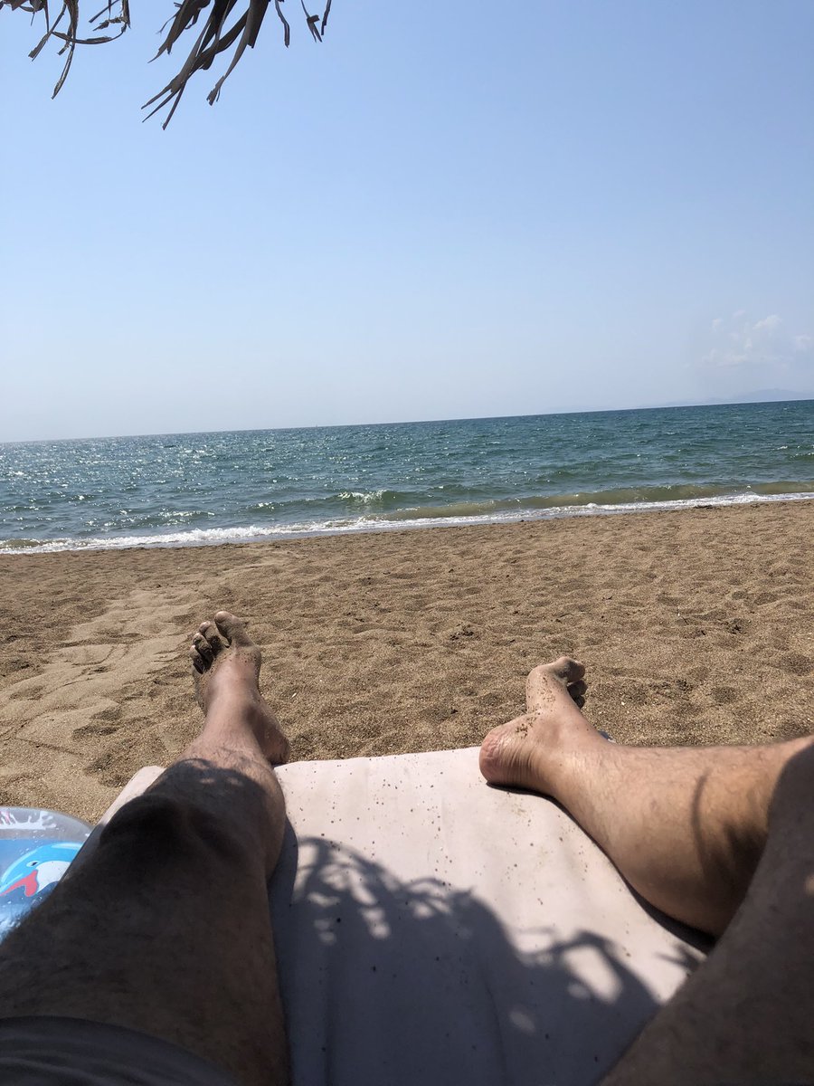 andreas_7gr's tweet photo. Δουλεύετε ;;; https://t.co/0nH93qeMNQ