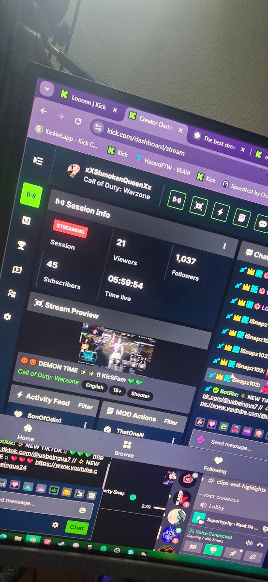 xXShmokenQueenXx tweet media