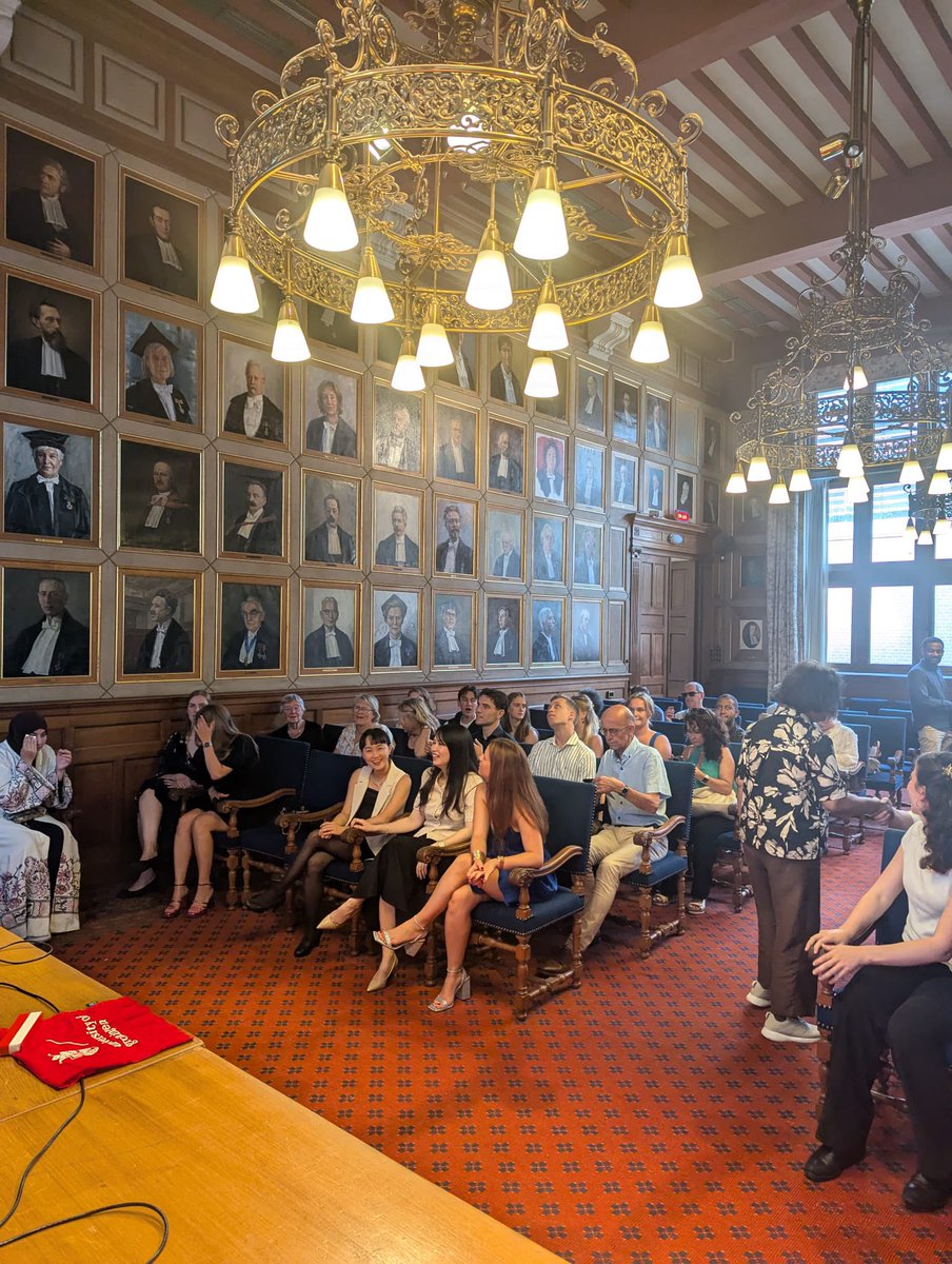 gsmsgroningen's tweet photo. Congrats to our 14 graduates from the Master’s in Clinical and Psychosocial Epidemiology (CPE) at the University of Groningen! 🎓 A special mention to the two who graduated cum laude. Wishing you all success in your careers! 🌟 

#CPEGraduates #CumLaude #UniversityOfGroningen https://t.co/wUBh0xGvjD