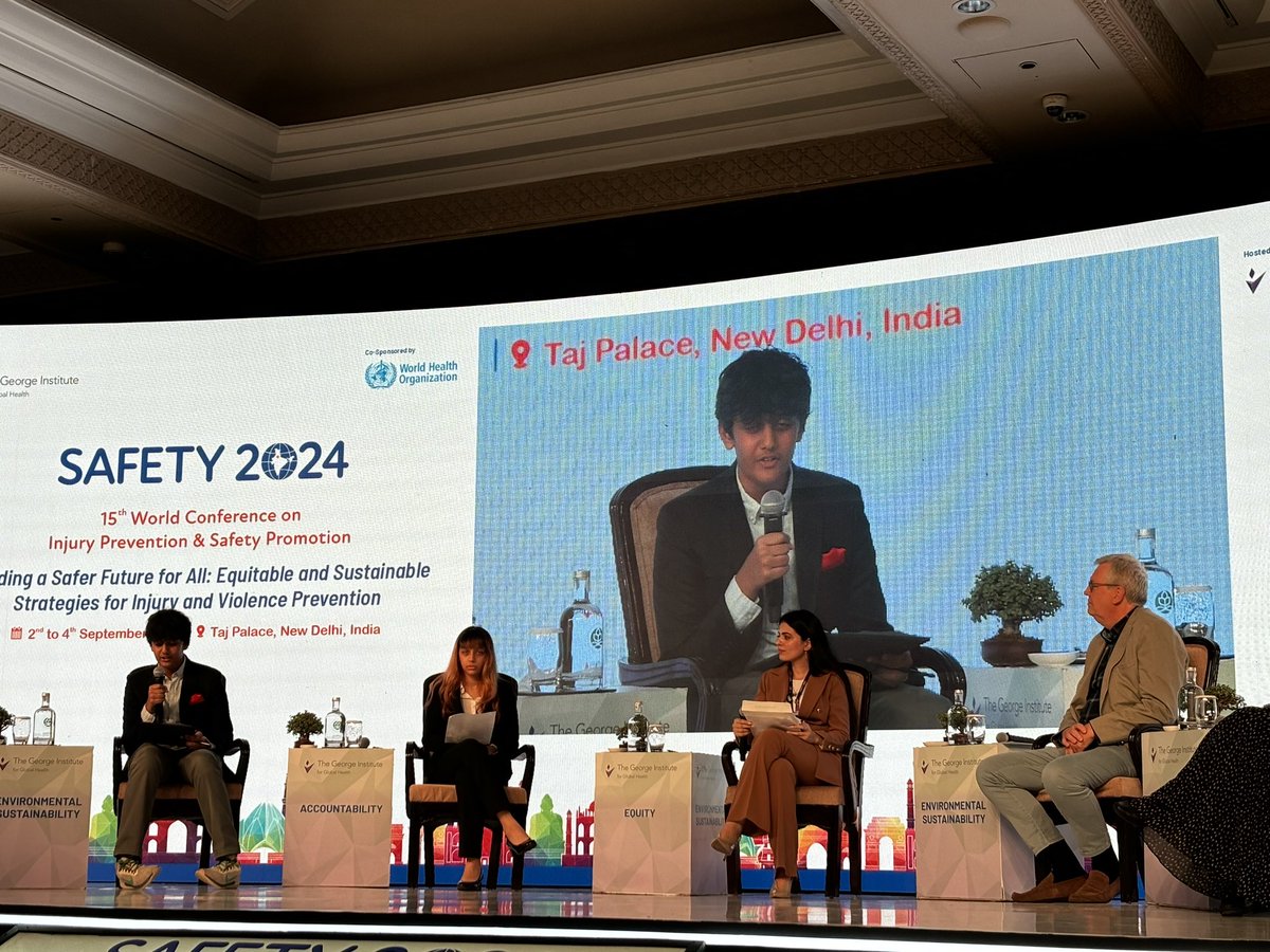 etiennekrug's tweet photo. We are not asking for a seat at the table, we are demanding it says Avyukt Goel, youth advocate at the debate between youth and experts @Conf_Safety . We are the most affected by climate change and the lack of road safety. We want to contribute to shaping the solutions! https://t.co/IaF6alfGFZ