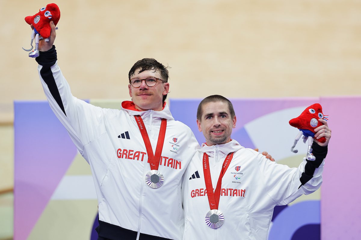 neilfachie's tweet image. 🥈 🇫🇷 🇬🇧
In the past I’ve looked at silver as failure. On Sunday we gave our all and came up short.
Small errors perhaps cost us the ultimate glory of defending our title, but that’s sport.
Our teammates rode brilliantly & deserved🥇
I will leave Paris a proud Paralympian.