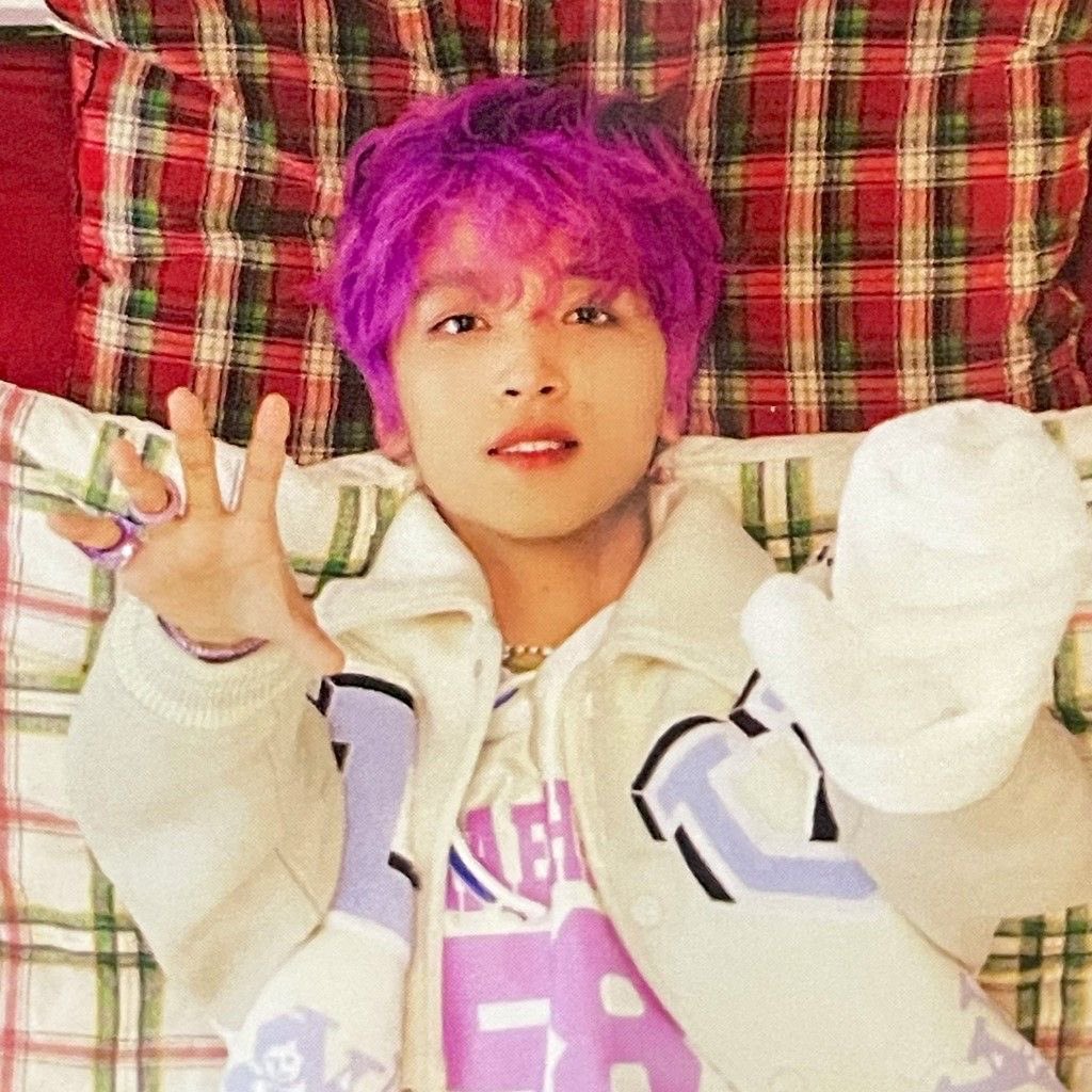 CKNDHCFS's tweet photo. 해찬… 나 안아.. https://t.co/d2B4qcy3NM