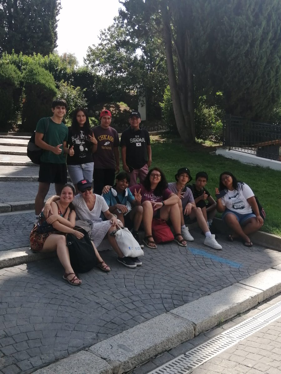 Último día de piscina en Verano Joven!!! Nos despedimos hasta el próximo año. 🏊‍♀️🏊‍♀️🏊‍♀️🏊‍♀️
Gracias a los compañer@s de la Piscina Lago
#soledadnodeseada #adolescentes #jovenes #enbuenacompañia