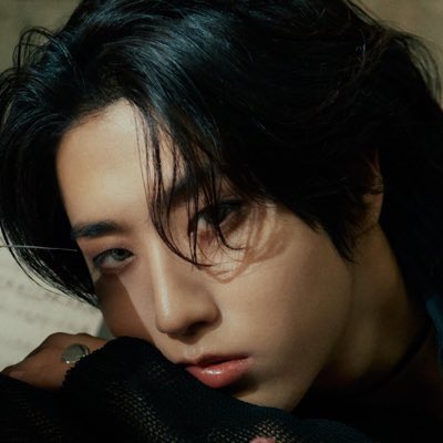 vi3racha's tweet photo. the pfp                                      the owner https://t.co/6Aq52pZF0k