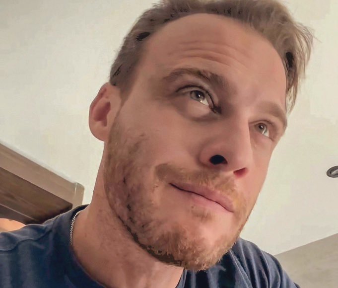 A veces esperamos algunas respuestas y, de hecho, ya han llegado. Sólo tenemos que prestar un poco más de atención y tener muchas ganas de ver. Mire en la dirección correcta
#KeremBürsin