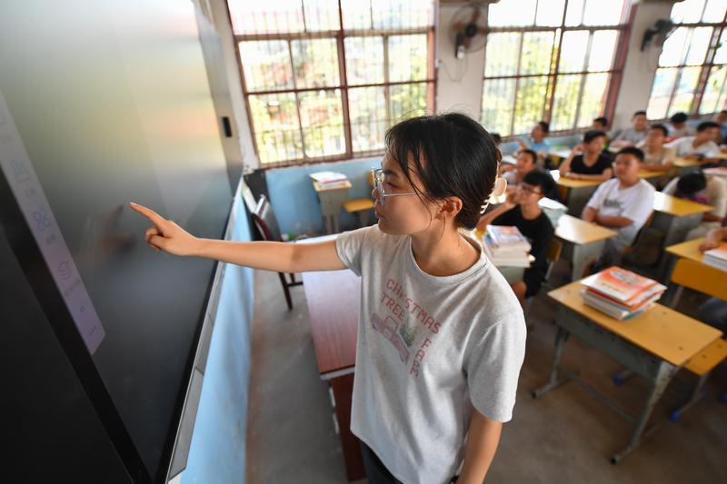 Sekolah di China Memulai Semester Baru dengan Kembangkan Teknologi AI dan Fasilitas Cerdas dlvr.it/TCl28h