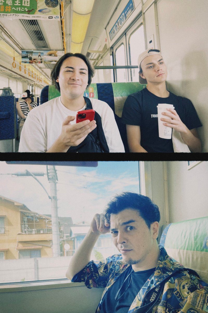 justin_tomimori's tweet photo. 【ドイツ代表 京都の思い出①】
休演日はみんなで電車に乗って京都に行きました！
なんか修学旅行みたいでエモかった✨
#新テニミュ #ドイツ代表 https://t.co/arVkDPBBoK